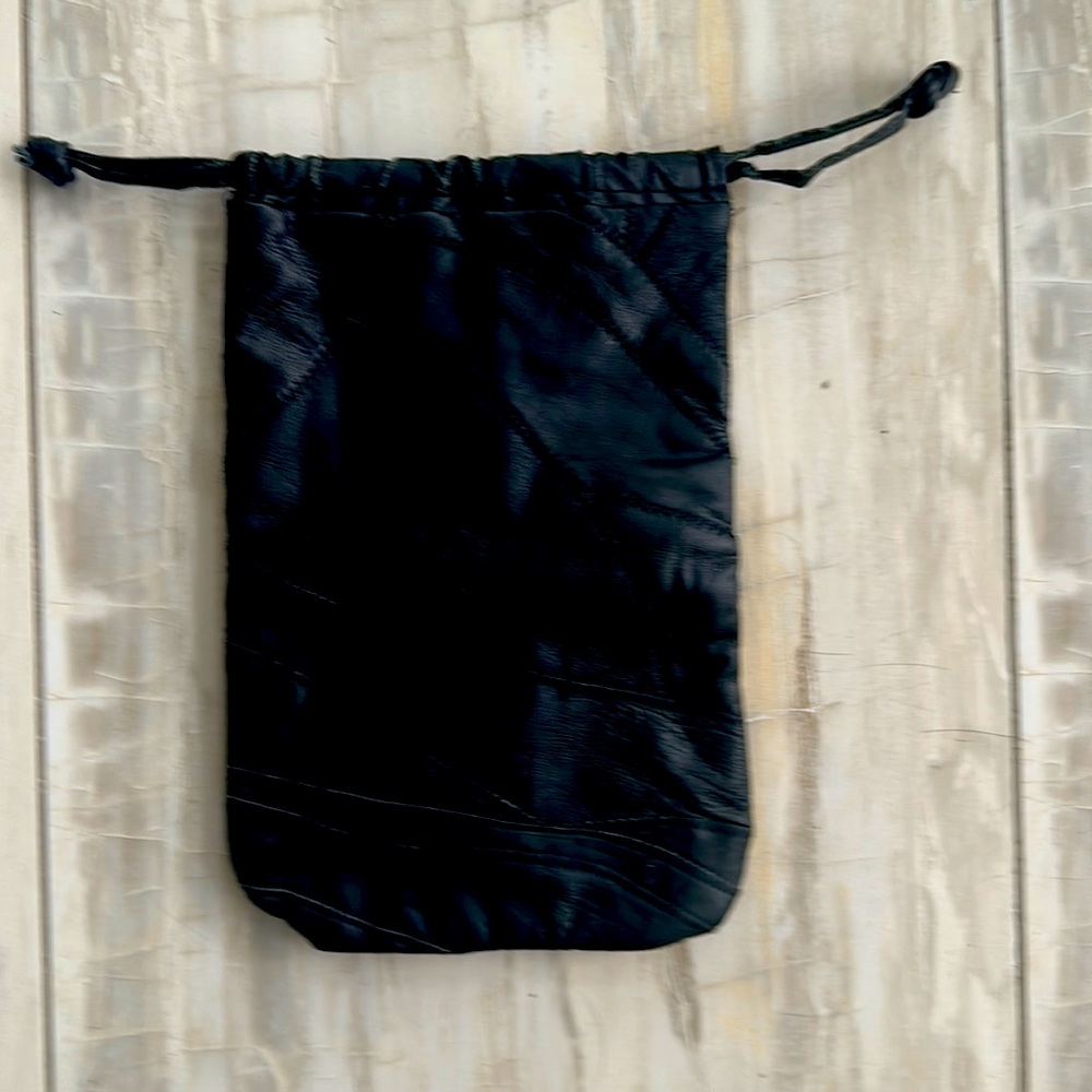 Shoe bag in genuine leather